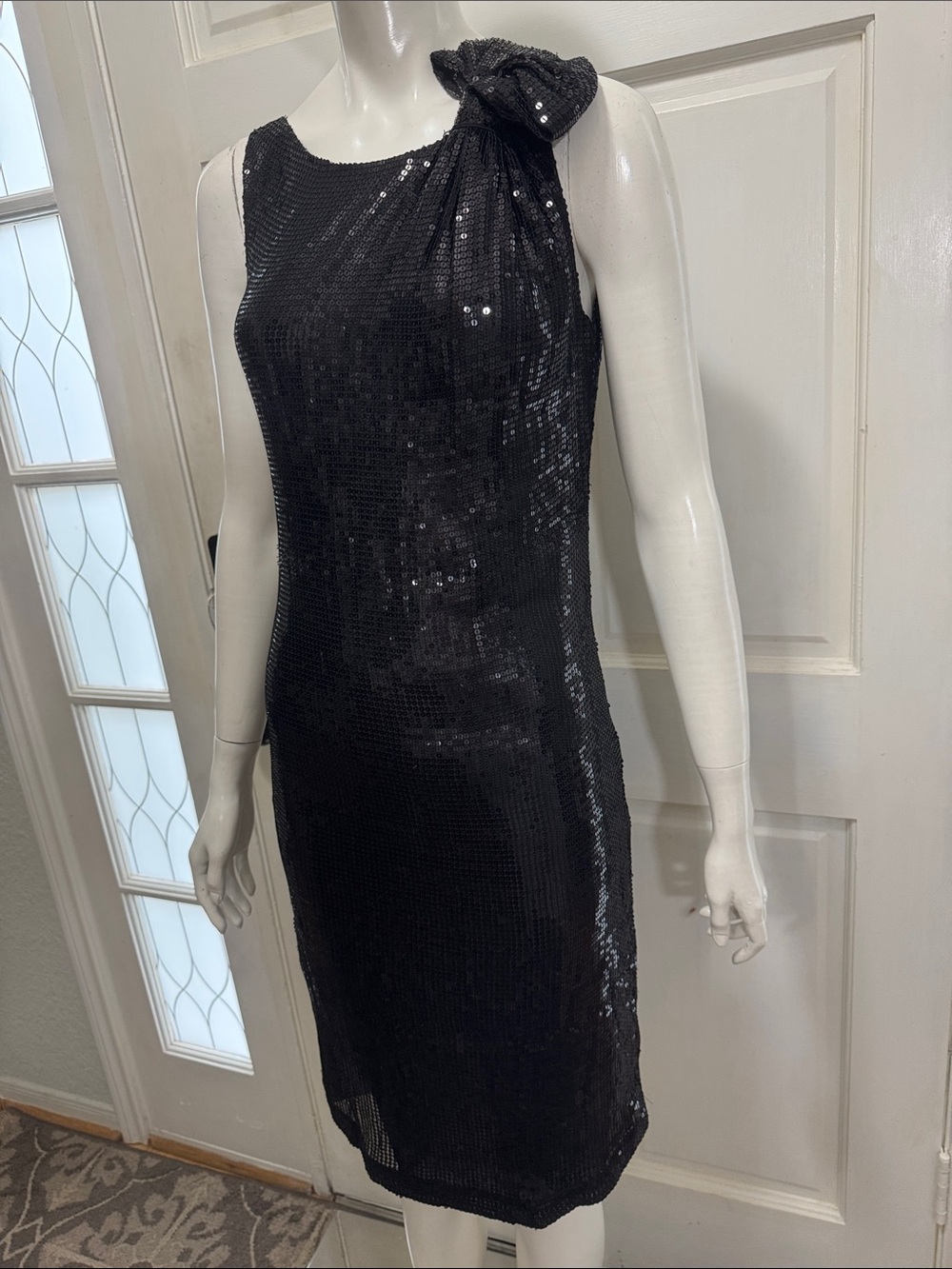 Tory Burch Black Sequin One-Shoulder Dress with Bow Size 4 - Picture 5 of 11